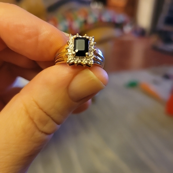 Lab created sapphire,  GOS ring. With zircons. Size 6 - Picture 2 of 6